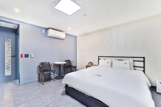 Deokcheon Au Motel Busan